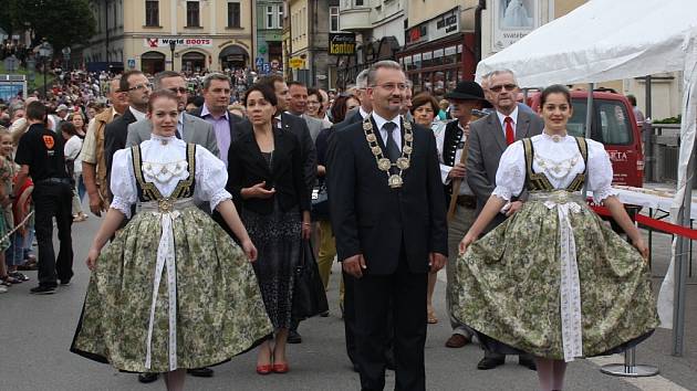 Třídenní oslavy založení města Těšína nazvané Svátek tří bratří.