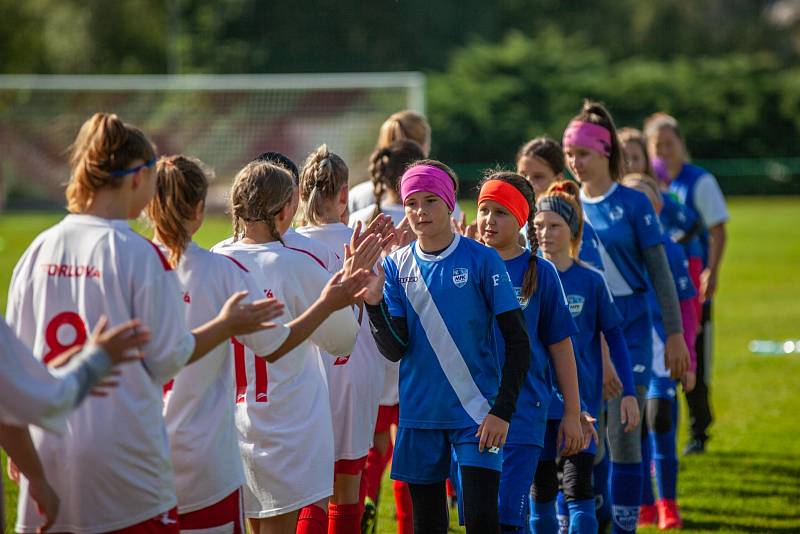 Fotbalový turnaj mladých hráček v Orlové ovládly juniorky MSK.