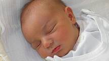 Jaroslav Vosáhlo se narodil 13. listopadu mamince Andree Vosáhlové z Karviné. Po porodu dítě vážilo 3400 g a měřilo 50 cm.