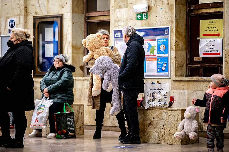 Do Bohumína dorazil v sobotu 26. února 2022 humanitární vlak vypravený ČD pro uprchlíky z Ukrajiny. Vlakem dorazilo 13 žen a dětí. Dále pak pokračovaly do Brna a Prahy.