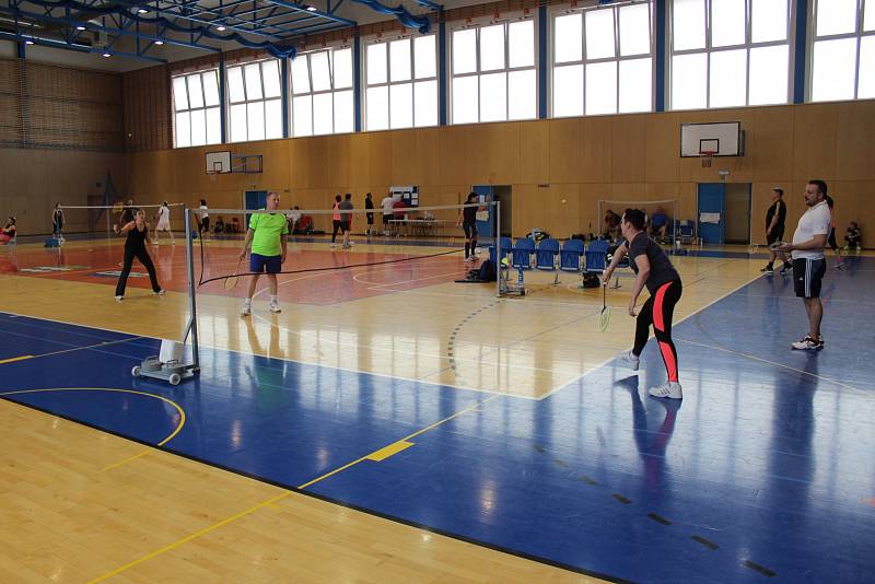 Ve Sportovní hale Žákovská v Havířově se hrál turnaj o pohár ředitele SSRZ v badmintonu.