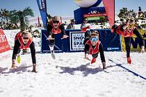 České reprezentantky - členka BV Karviná Diana Jamborová (roz. Žolnerčíková),Tereza Francová, Anička Budinská, Edita Gražanová po vítězství na turnaji ve snow volejbale v rakouském Wagrainu.