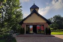 U hotelu Fridrich u Těrlické přehrady mají novou kapli, kde se konají i svatební obřady.
