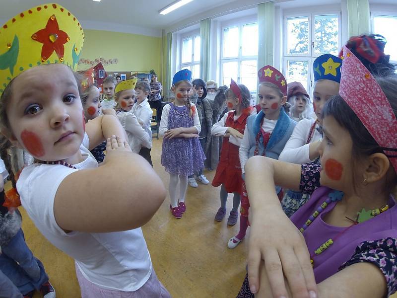 Ruský den v ZŠ Frýdecká v Havířově-Bludovicích. 