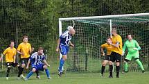 Finále Poháru OFS Karviná 2022 FK Baník Albrechtice - Český Těšín 2:1, které se hrálo 11. května 2022 na hřišti Lokomotivy Louky. Foto: FK Baník Albrechtice/Gustav Guňka