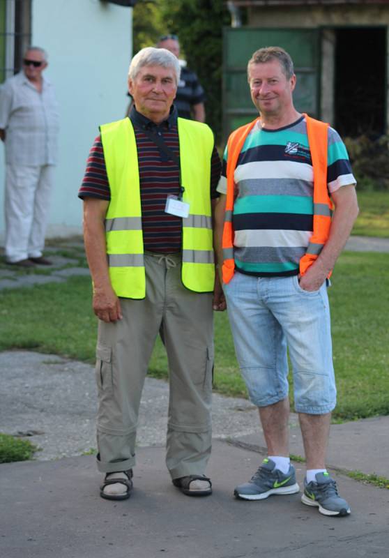 Současný předseda Viktorie Günter Cviner (vlevo) a bývalý předseda Miroslav Strakoš.