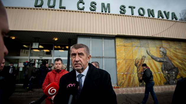 Premiér Andrej Babiš před dolem ČSM na Karvinsku, archivní foto Deníku.