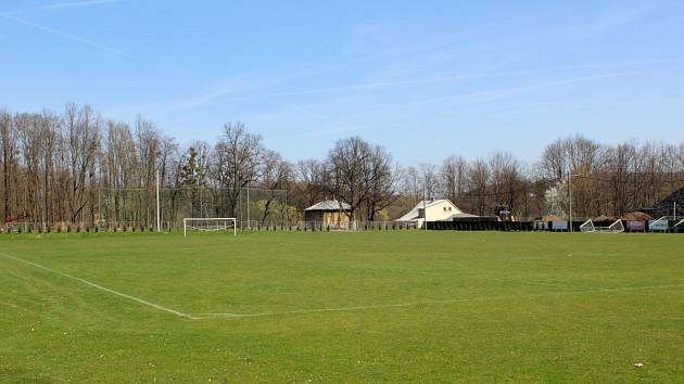 Současný prostor fotbalového hřiště na ulici Těšínské.