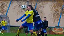 Fotbalisté Bohumína (ve žlutém) porazili Šumperk 2:1.