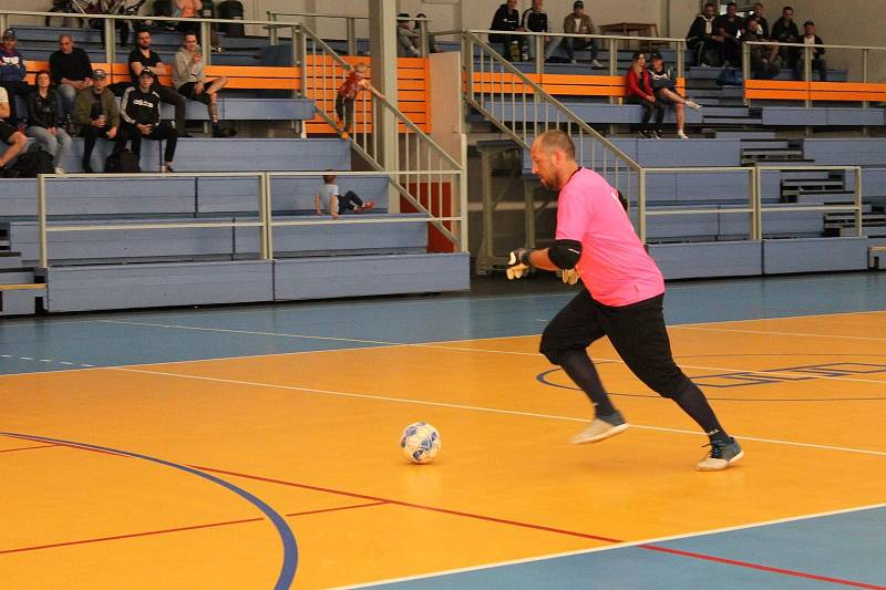 Futsalovou ligu v Havířově vyhrálo mužstvo Glory United (5. 5. 2022)