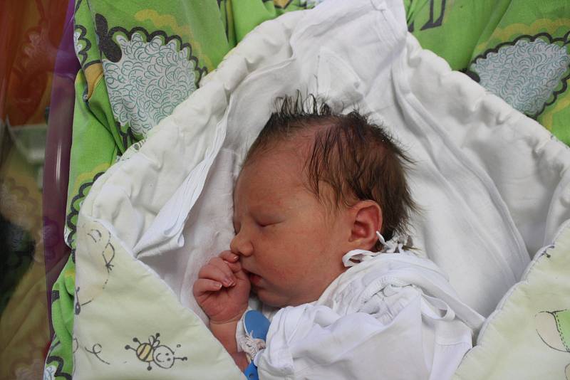 Filip Špičák z Petřvaldu se narodil 9. února 2020 v Havířově. Měřil 53 cm a vážil 3930 g. Maminka Lenka Špičáková.