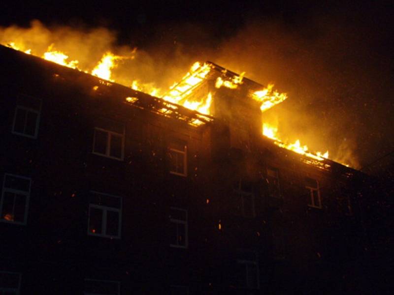 Noční požár domu v Bohumíně. 