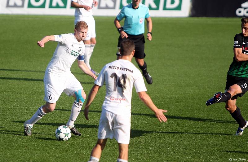 Z ligového utkání Karviná - Příbram 2:0.