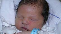 Maxmilián Kotas je první dítě paní Aleny Kotasové z Havířova. Narodil se 27.února a po porodu chlapeček vážil 3800 g a měřil 53 cm.