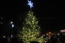 V Orlové v neděli 27. listopadu rozsvítili vánoční strom.
