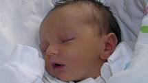 Laurinka se narodila 15. října mamince Alici Gašperákové z Dětmarovic. Po narození holčička vážila 2750 g a měřila 48 cm.
