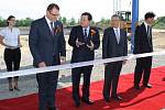 V karvinské průmyslové zóně Nové Pole zástupci korejského investora slavnostně zahájili stavbu nové haly pro společnost GS Caltex. 