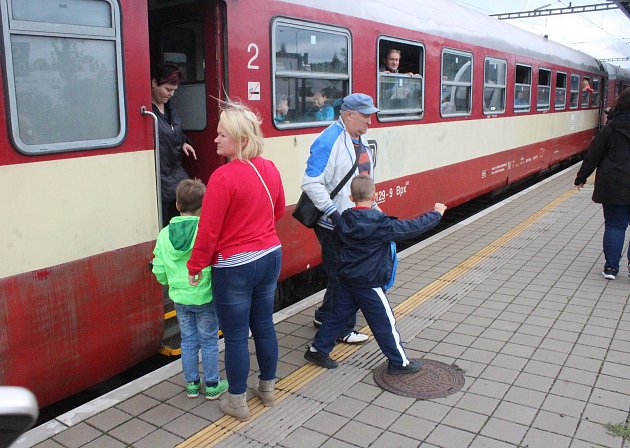 Výletním vlakem do Jemnice: na trať z Budějovic se po výluce vrací provoz