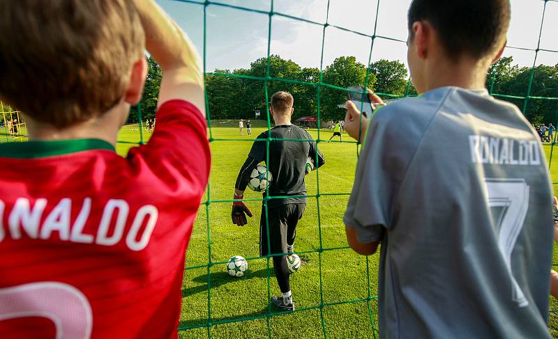 Fotbalový trénink bohumínských fotbalistů s brankářem Tomášem Vaclíkem. Na fotografii Tomáš Vaclík.