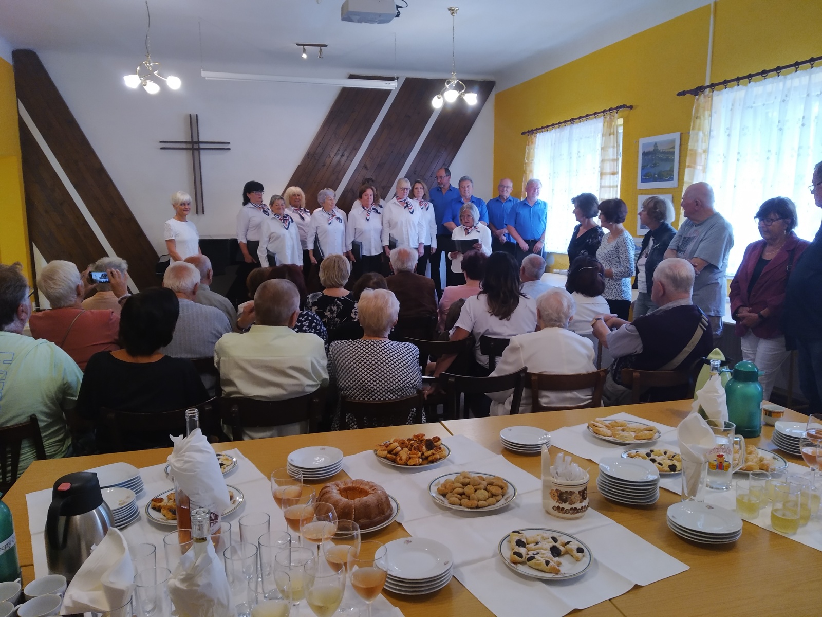 FOTO, VIDEO: Evangelický kostel v Havířově-Bludovicích slaví 240 let  kulturou - Karvinský a havířovský deník