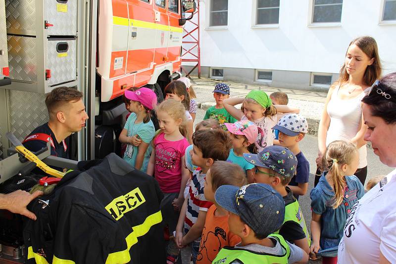 Třídenní Den otevřených dveří v areálu havířovské městské policie a hasičské zbrojnice.