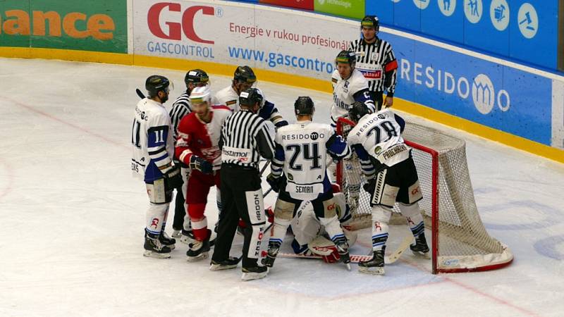 Havířov (v bílém) porazil Slavii jasně 5:1.