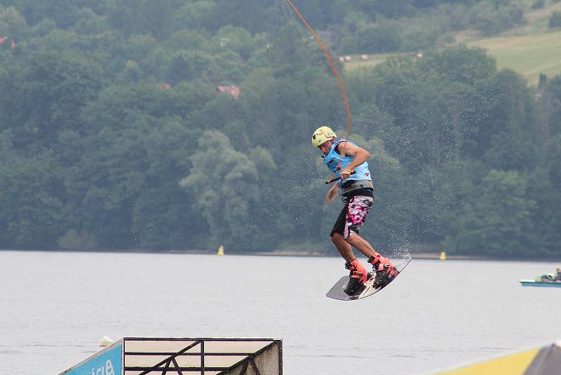 Mezinárodní závody ve wakeboardingu Blackcomb.cz Community Wake Cup, Ski & Wake Park Těrlicko, 17. července 2021.