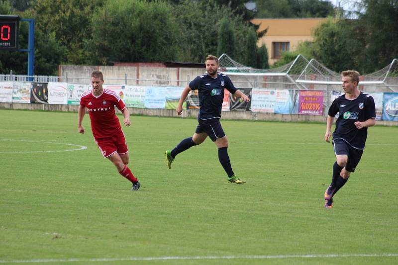 Dětmarovice (v modrém) - Šenov 0:0.