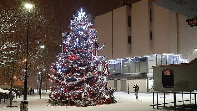 Vánoční výzdoba měst a obcí na Karvinsku, ilustrační snímek.