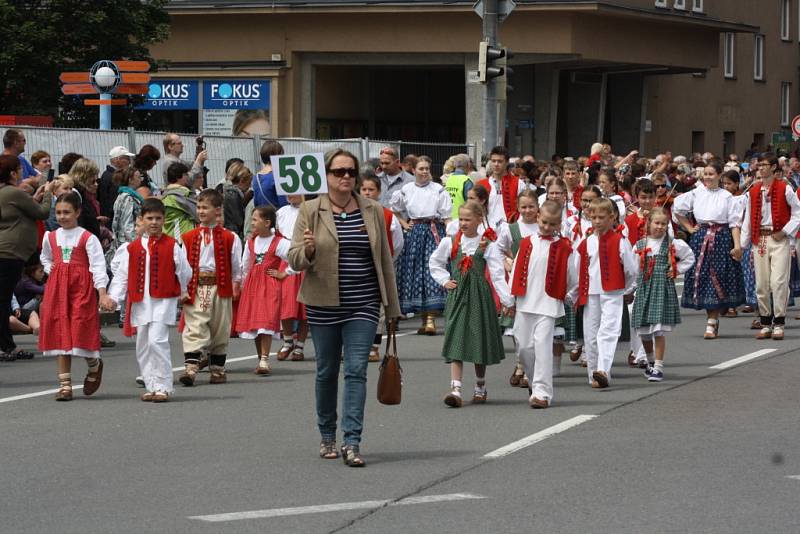 Květinové korzo slavnosti Havířov v květech 2015. 