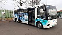 ČSAD Havířov testuje na trase Havířov - Ostrava autobus na vodíkový pohon. Zapůjčený ho má ze Slovenska. Prosinec 2022.