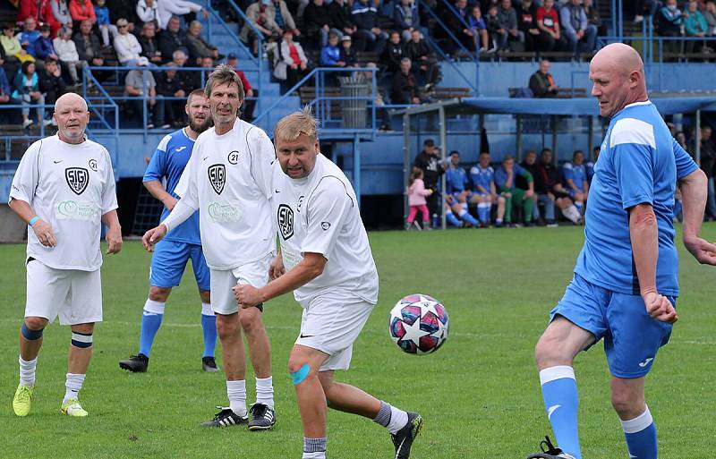 Fotbalové i hokejové osobnosti a sportovní legendy byly v neděli k vidění v Havířově.