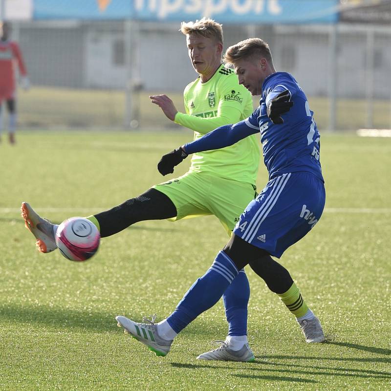 Fotbalové derby Baník Ostrava (modré dresy) - MFK Karviná 1:1.