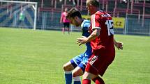 Havířovští fotbalisté (v modrém) přehráli Nový Jičín 2:0.