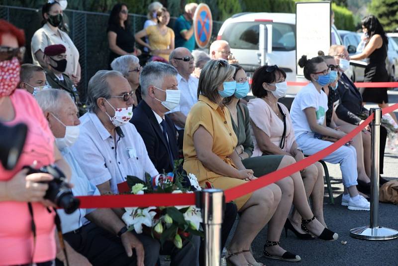 Z důvodu hygienických opatření šíření onemocnění Covid-19 se letos pieta konala pouze v omezeném režimu.