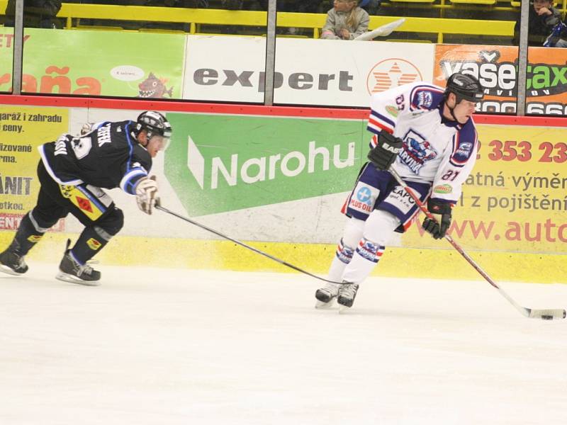 Druholigové derby bylo tentokrát jasně v režii havířovských hokejistů.