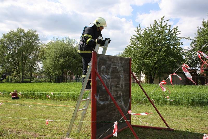 Soutěž o Železného hasiče ve Stonavě. 