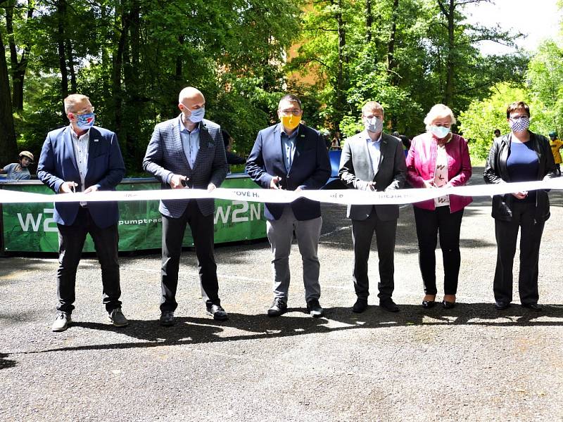 V Havířově bylo 1. června otevřeno pumptrackové hřiště.