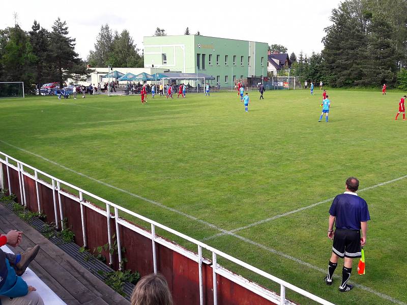 Fotbalový areál v Horním Žukově.