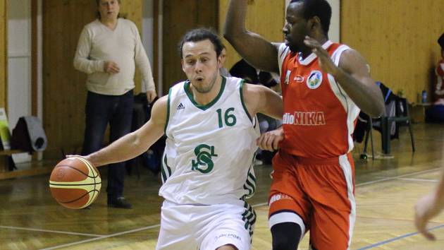 Basketbalisté mají za sebou první zápas nového roku. O víkendu hrají doma.