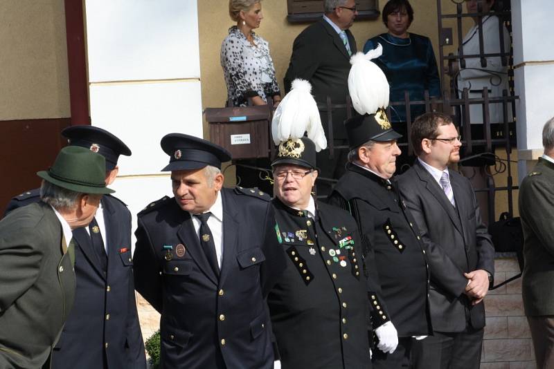 Prezident Zeman v hornické obci Stonava.