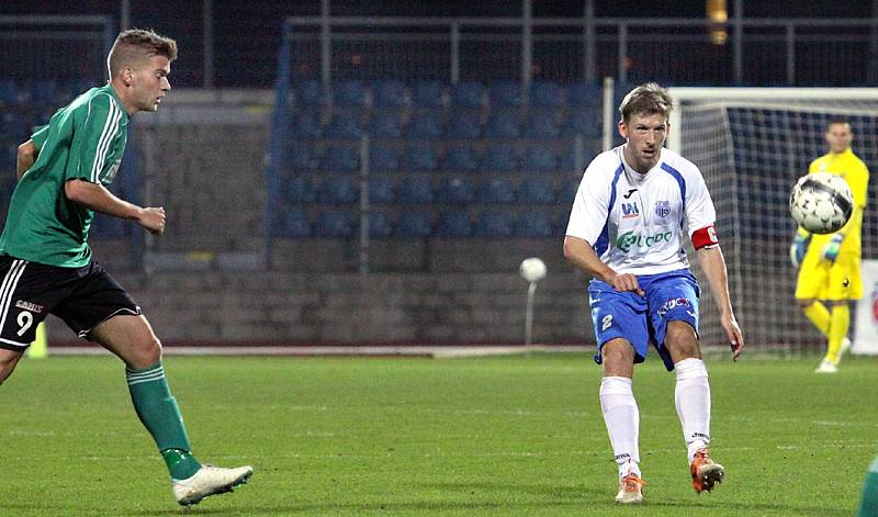 Karvinští fotbalisté (v zeleném) prohráli v Ústí nad Labem.