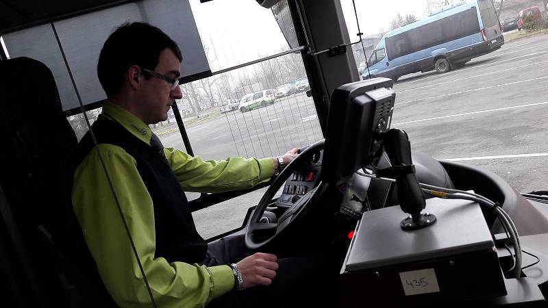 V karvinské MHD bude jezdit šest nových nízkopodlažních autobusů.