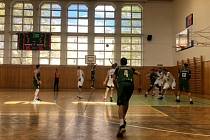 Basketbalisté Sokola Karviná v semifinále druholigové skupiny C porazili Žabovřesky 96:71 a 108:84. Fotogalerie je z utkání základní části.