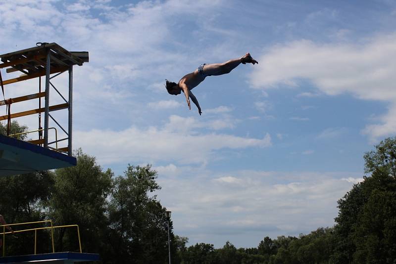 HighJump 2017 na havířovském letním koupališti. 