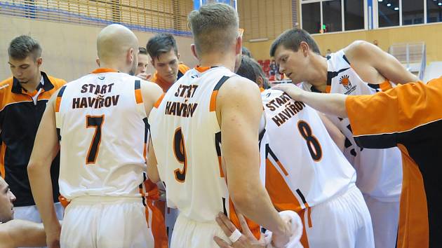 V pátek večer přivítali basketbalisté TJ Start Havířov svého rivala VŠB Ostrava. 