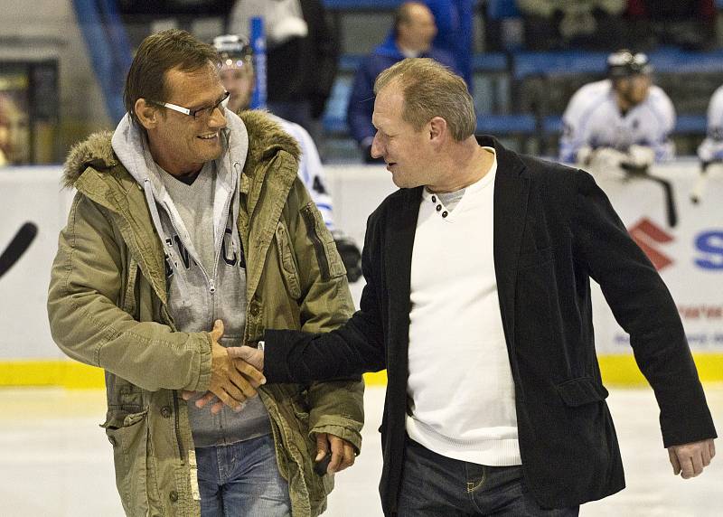 Legenda karvinského hokeje Miroslav Fryčer (vlevo) s mecenášem Baníku Alešem Sznapkou.