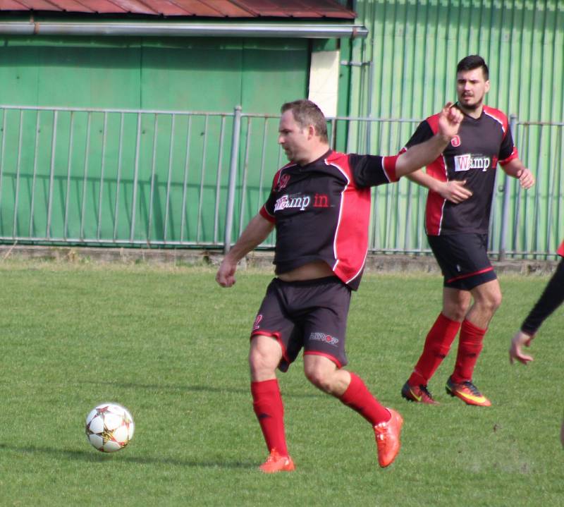Derby mezi Těrlickem a Slovanem Havířov nabídlo zajímavý fotbal a osm branek.