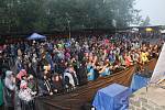 Od čtvrtka do soboty probíhal ve Vyšních Lhotách v podhůří Beskyd hudební festival Kamenité Open 2017. Největší hvězdou byla slovenská kapela Ravenclow, s níž vystoupil legendární Kai Hansen, lídr kapely Gamma Ray.