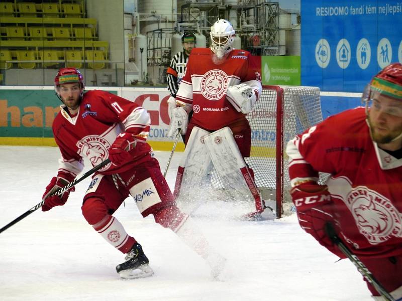 AZ Havířov (v bílém) - HC Frýdek-Místek.